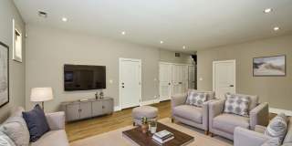 1752 West 18th Place - 1S Gallery 17