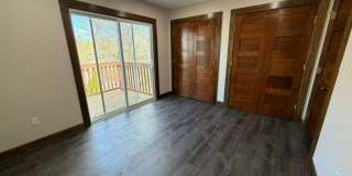 35 Leslie Road Gallery 24