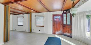 222 BERLIN Road N Gallery 31