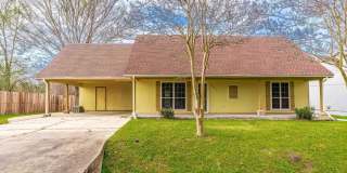 222 Winsor Drive Gallery 1