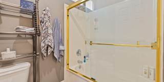 80055 Jasper Park Avenue Gallery 53
