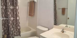 1260 Southeast 31st Court Gallery 21