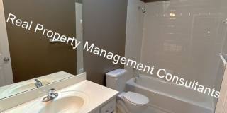 Spacious 4 Bed, 4 Bath Home with 3+ Car Garage and Amazing Amenities in Liberty schools! Gallery 18