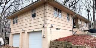 Available now - Wonderful 3bedroom/2.5 bath home in Plymouth! Gallery 3