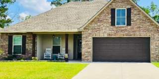 Spacious 4-bedroom, 2-bathroom home located in Denham Springs Gallery 1