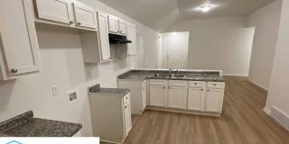 5 East Byfield Drive Gallery 4