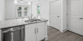 The Vandy Apartments Gallery 25