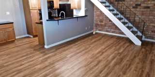 LUXURY AUBURN GREENS TOWNHOUSE UNIT w/GARAGE Gallery 1