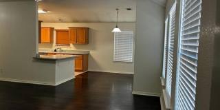 515 Creekside Drive Gallery 8