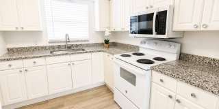 Move-In Special! Beautiful 2BR/1BA Apartment – Up to $1,000 Off Gallery 6