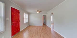 ACCEPTS VOUCHERS! Newly Renovated 2 Bed / 1 Bath house! Apply today! Gallery 1
