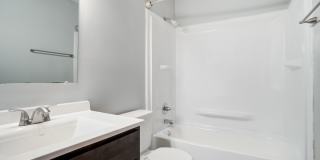 The Bluffs Apartment Homes Gallery 7