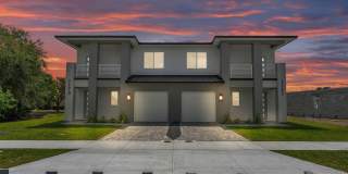 Stunning New Construction Villa for Rent Near Lake John Gallery 1