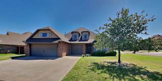 Luxury 4 Bedroom 2 Bath in Mustang Schools Gallery 1