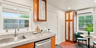2542 East Seneca Street Gallery 1