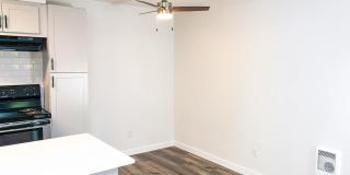 Carriage House Gallery 15