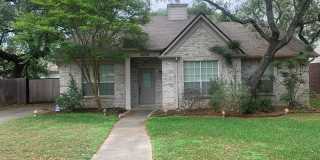 *COMING SOON* 3 Bedrooms | 2 Bathrooms | 2 Living Areas | Fireplace! Gallery 1