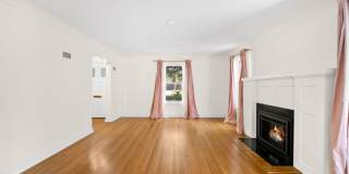 Charming 4BD, 5BA East Denver Home Near 9th & CO Gallery 10