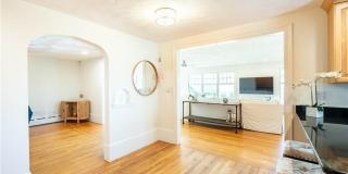 573 Wolcott Avenue Gallery 12