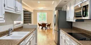 37 Willow Glen NE Gallery 6