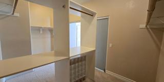 An Amazing NW Home! Over 3300 sq ft w/ pool & spa! Must see! Gallery 36