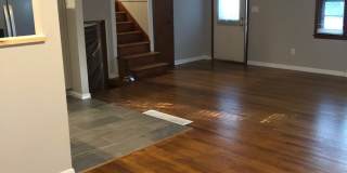 Newly renovated 4BR/2BA home, across from IU Stadium and Golf Course! Gallery 19