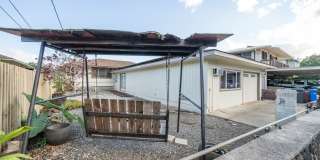 3BR/1.5BA Wahiawa Spacious Home with Garage, Driveway, PV Solar, A/C & Fenced Yard Gallery 3