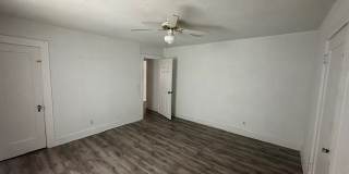 1322 N Lincoln Ave Gallery 10