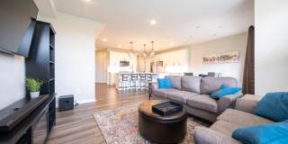 17904 Giants Way Gallery 6