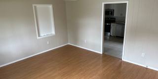 Available July 1st! 4-Bedroom, 1-Full Bathroom Home in Convenient Springdale Location Gallery 6