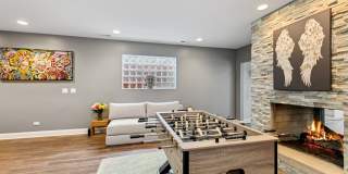 1527 W Pearson Street Gallery 34