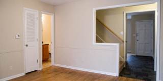 Monon Living Gallery 64