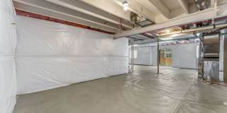 6818 Gateway Crossing Street Gallery 31