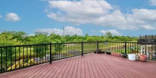 23575 HOPEWELL MANOR Terrace Gallery 13