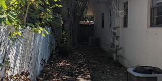 1944 Taft Street Gallery 5