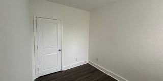 NEW LISTING! Renovated 3Bedroom + bonus room 2 bath in Port Richmond!! Gallery 7
