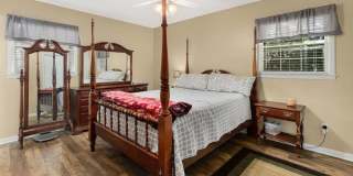 Family House Rental Gallery 12