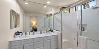 80504 Pebble Beach Gallery 21