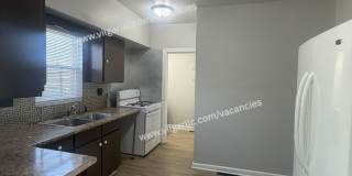 For Rent - 2 Bedrooms, 1 Bathroom Home Gallery 7
