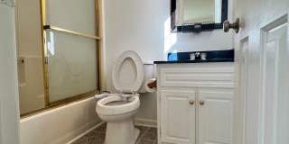 Great Duplex in Briarwood Gallery 17