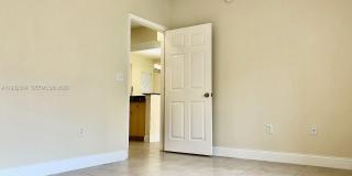 2557 Centergate Dr Gallery 22