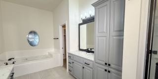 Gated in West Edmond! Storm Shelter! Tons of Space! Gallery 31