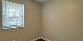 2 Bed Duplex with Bonus Room & Garage Gallery 9