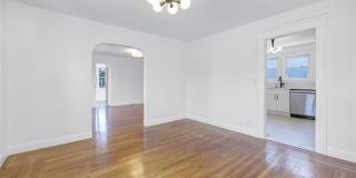 135 E Linden Avenue Gallery 16