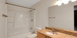 Charming 2BR Condo in Sandy Springs Gallery 25