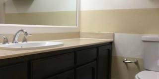 Beautiful 4 bed, 2 Bath home for Rent. Paid Water and Landscaping! Gallery 6