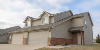 4 bedrooms and 2.5 bathrooms Gallery 1