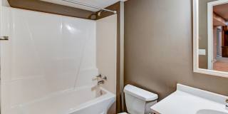 Beautifully updated 4 bedroom home in Southbridge, Waunakee Gallery 51
