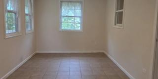 Gorgeous Corner lot Home for Rent! Gallery 14