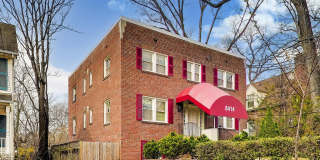 Bright and spacious 1-bedroom/1-bathroom condo available! Gallery 16